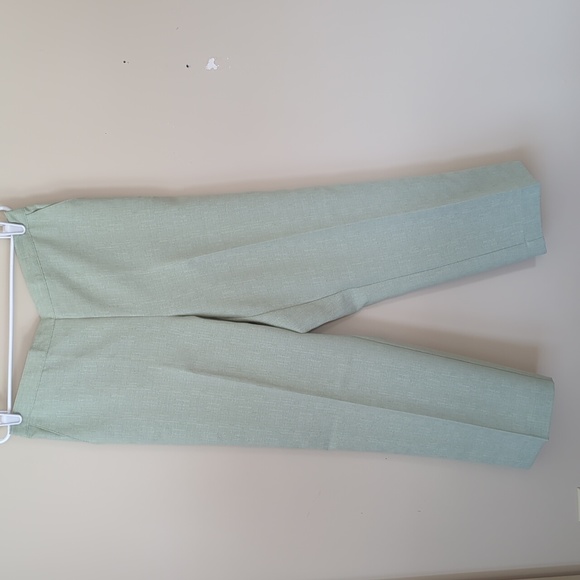 NWT Alfred Dunner Classic Fit Comfort Waist Pant 14 Proportioned Short Sage - Picture 4 of 16